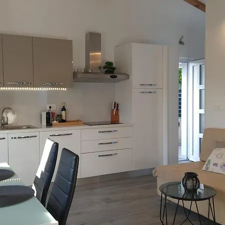 Molo Villa *