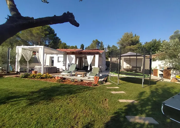 Molo * Novigrad Istria