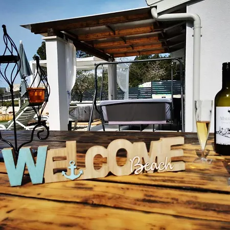 Molo Novigrad (Istria)